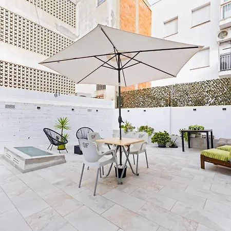 Con Terraza Cerca Del Mar Apartamento *